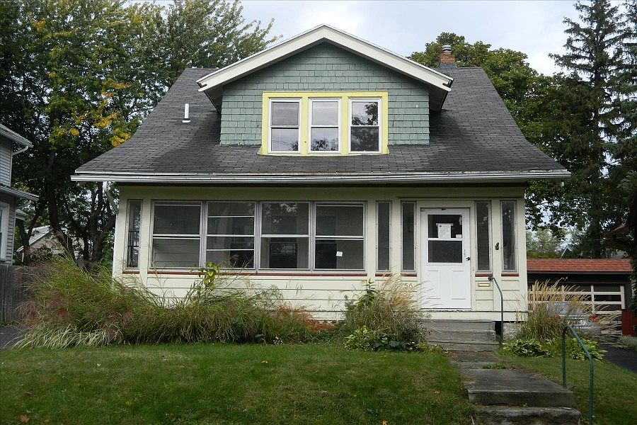 56 Spencer Rd, Rochester, NY 14609 Zillow