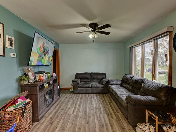 5th image of 7222 Missouri Ave