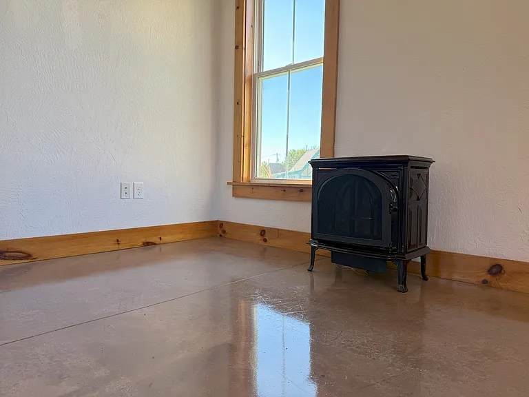 411 Boiceville Rd — Photo 13