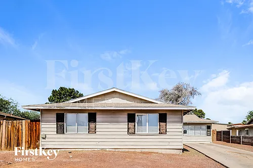 5265 Saratoga Dr Photo 1
