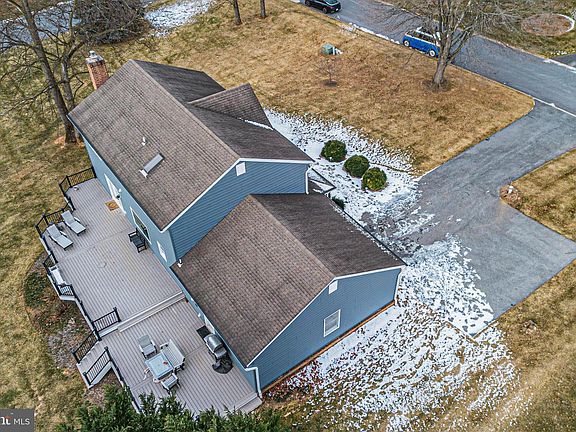 5th image of 2875 Talbert Rd