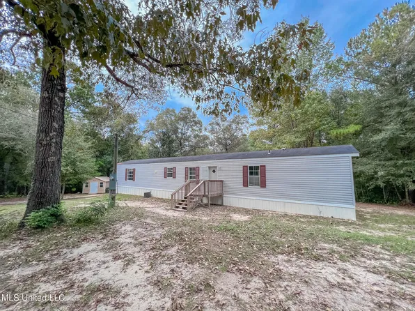 15258 McGuire Dr, Saucier, MS 39574