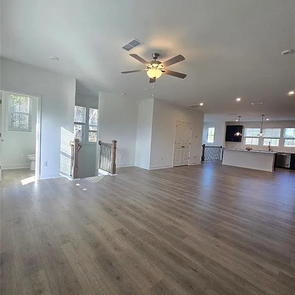 6009 Haviland Aly — Photo 25