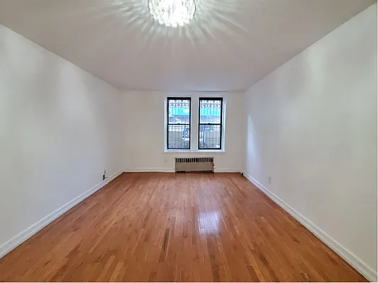 Rented by Esra Realty | media 1