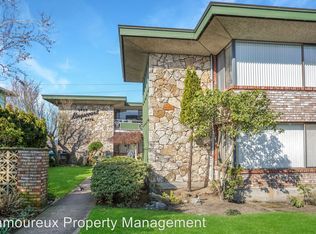 2424 Rucker Ave #9, Everett, WA 98201