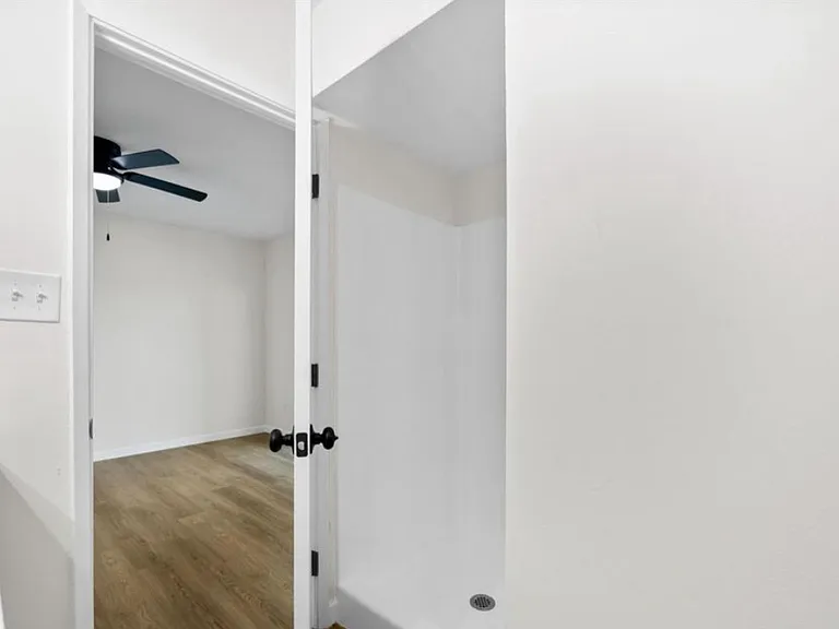 3008 Whitley Dr — Photo 13