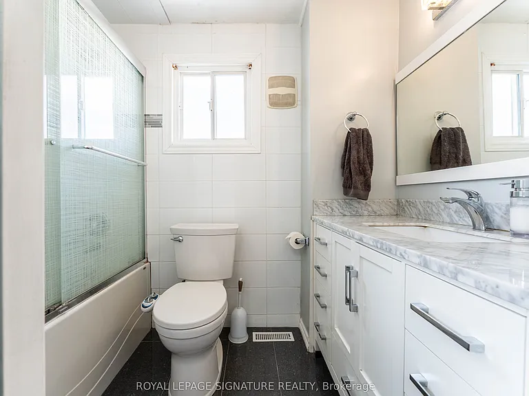25 Hun Cres — Photo 34