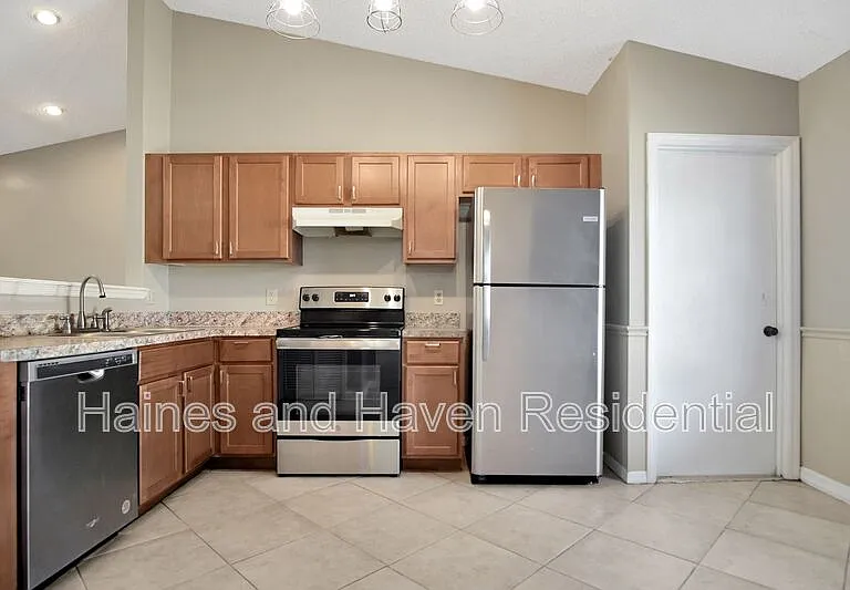 4113 Eagle Feather Dr — Photo 5