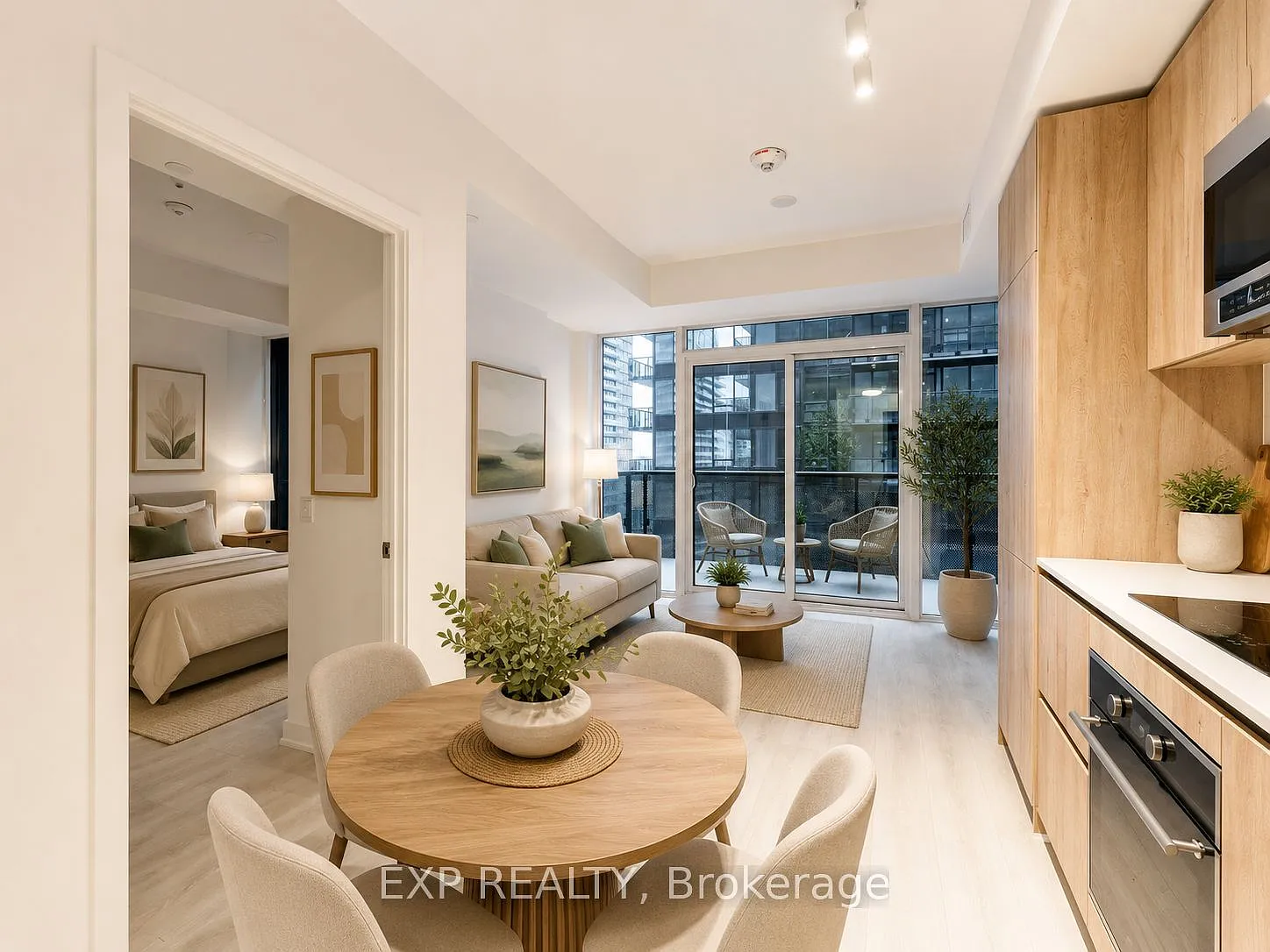 Line 5 Condos — Photo 1