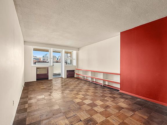 2nd image of 75 Henry St APT 9G
