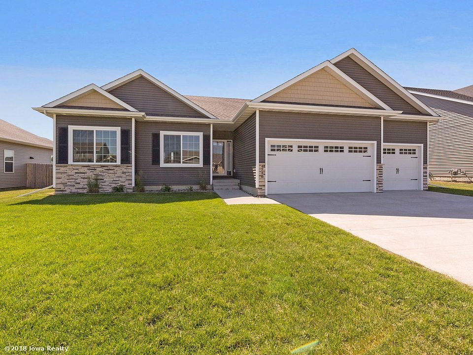 1st image of 4716 NE Briarwood Dr
