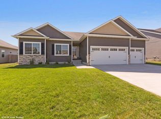 4716 NE Briarwood Dr, Ankeny, IA 50021