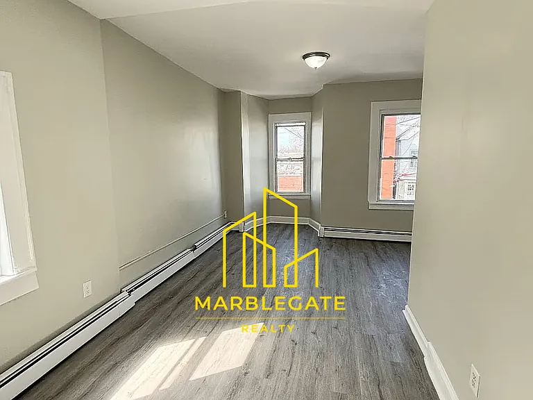 123 Parker St #22 — Photo 5