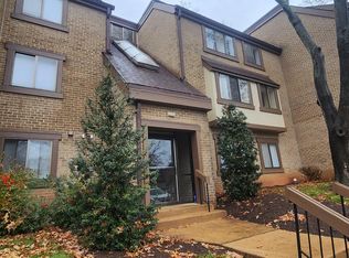 1650 Parkcrest Cir APT 201, Reston, VA 20190