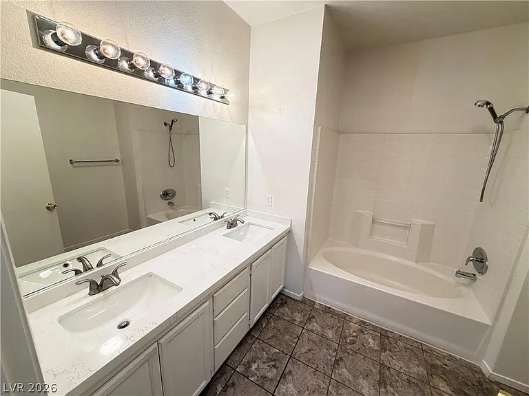 7241 Indian Creek Ln #201 — Photo 27