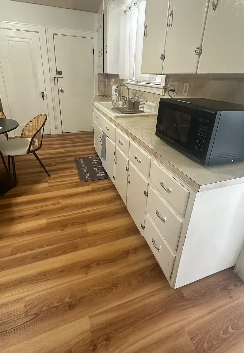 616 Harvard St — Photo 3