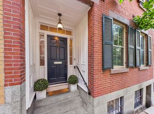 35 S Russell St, Boston, MA 02114