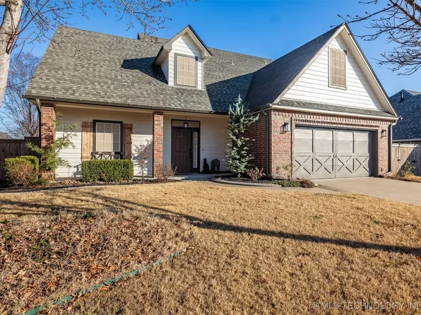 11515 S Mulberry Ct, Jenks, OK 74037