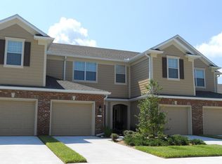 6877 Roundleaf Dr, Jacksonville, FL 32258