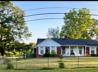 901 Shady Ln, Midway, KY 40347