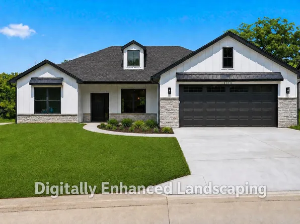 1314 Stonehaven Dr, Boonville, MO 65233