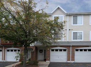 238 E Parallel St #6E, Palatine, IL 60067