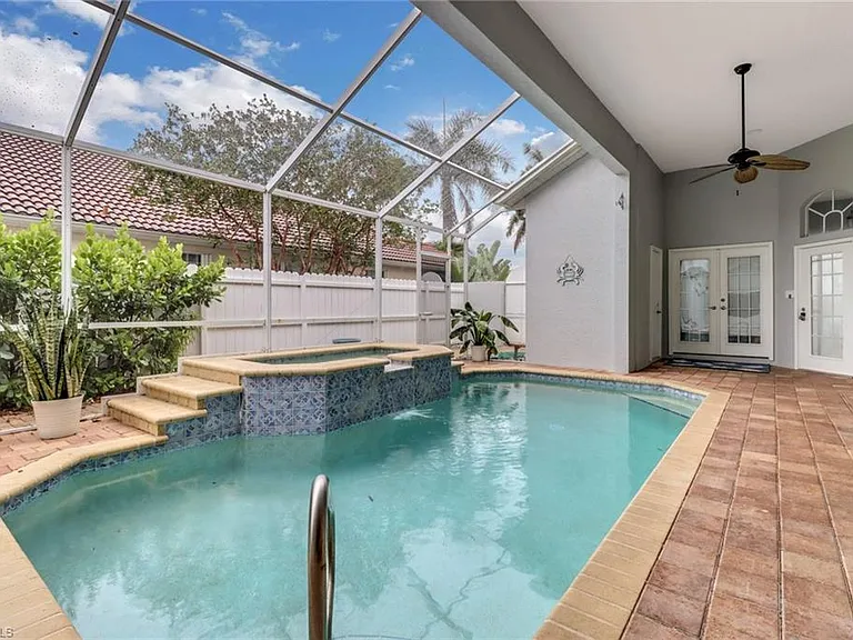 1106 Jardin Dr — Photo 1