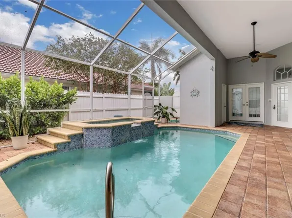 1106 Jardin Dr, Naples, FL 34104