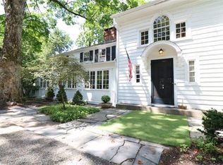 24 Mountain Rd, Farmington, CT 06032