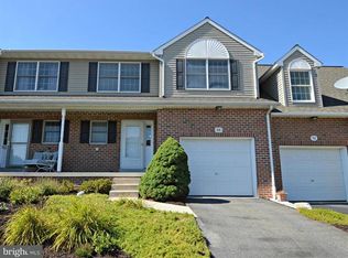 94 Spring Hill Ln, Mountville, PA 17554