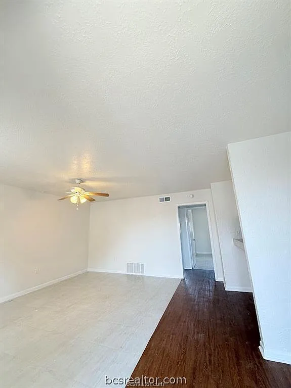 Building Photo - 3300 S College Ave #A8