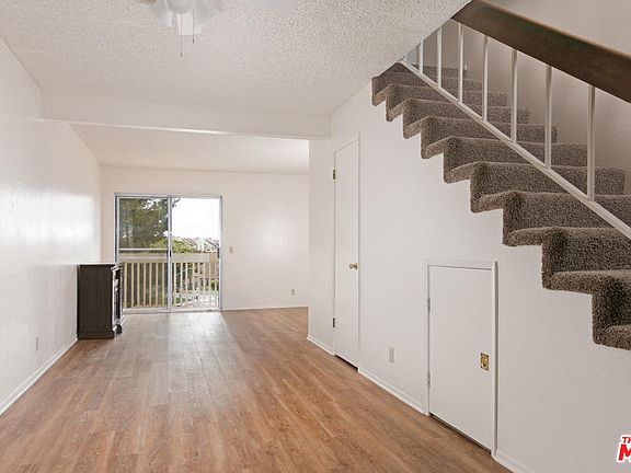 3rd image of 251 S Ventura Rd Unit 216