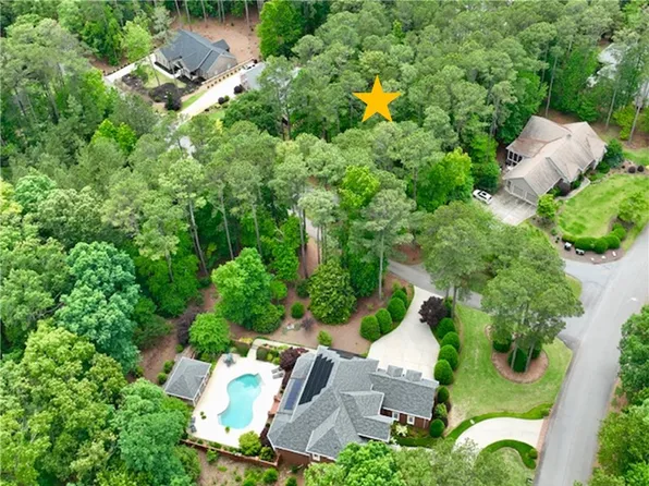 1433 Stillwater Dr, Seneca, SC 29672