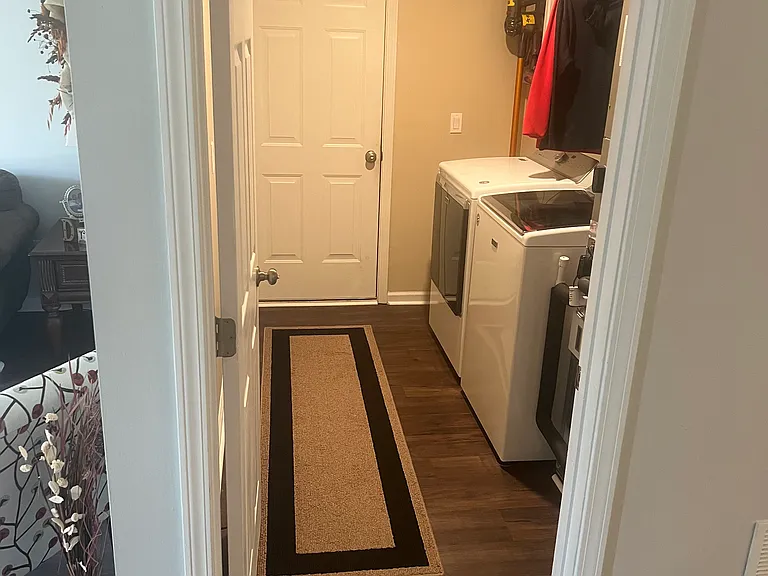 11681 Stonebridge Dr N — Photo 12