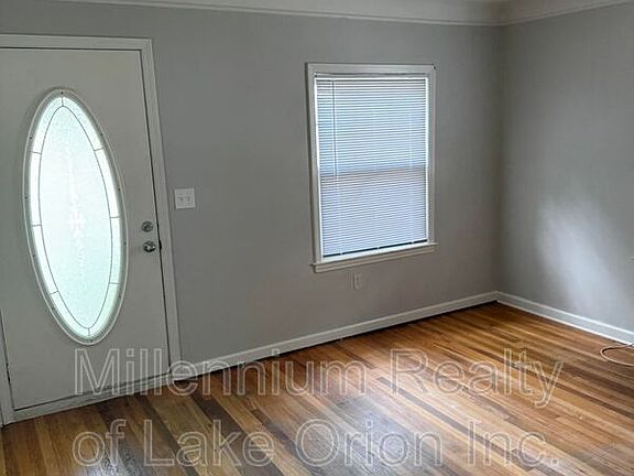 2nd image of 271 Dick Ave