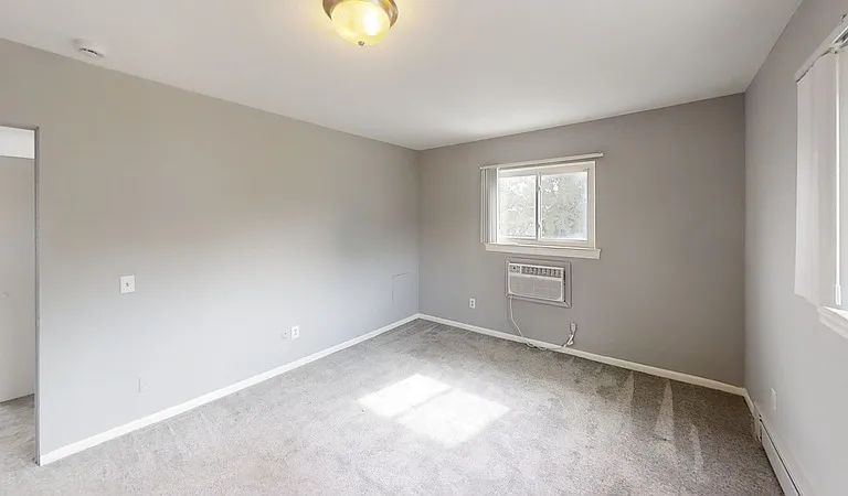 11859 N Main St #4 — Photo 16