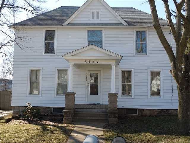 1st image of 3743 Mill St