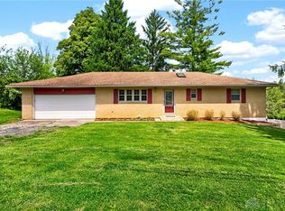 3598 Roselawn Dr, Dayton, OH 45430