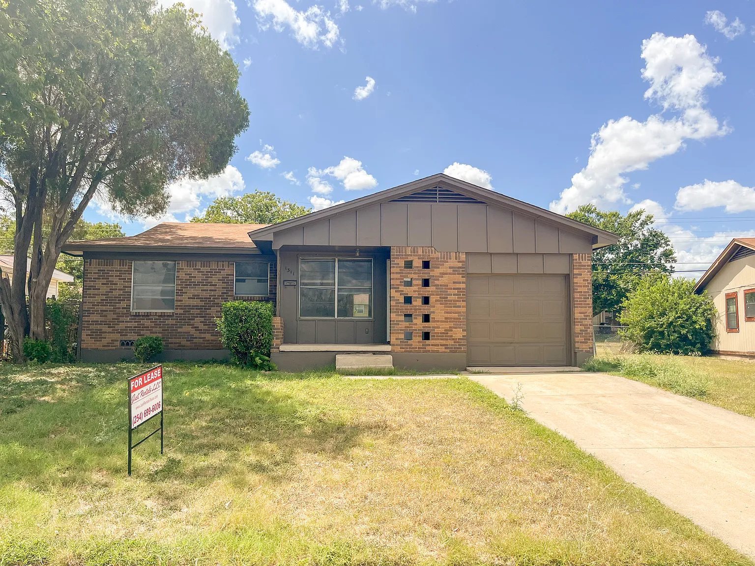 3 bed, 1104 sqft, $1,095 — Photo 1