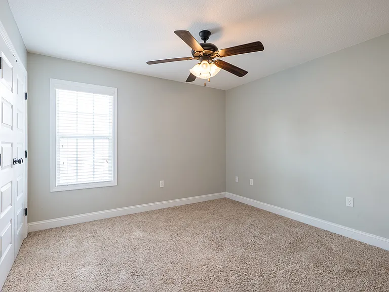 4122 Barrington Dr — Photo 17