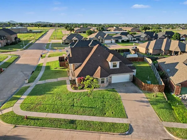 1504 SW Brentwood Blvd, Lawton, OK 73505