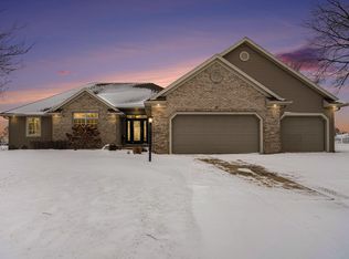 53633 Songbird Way, Bristol, IN 46507
