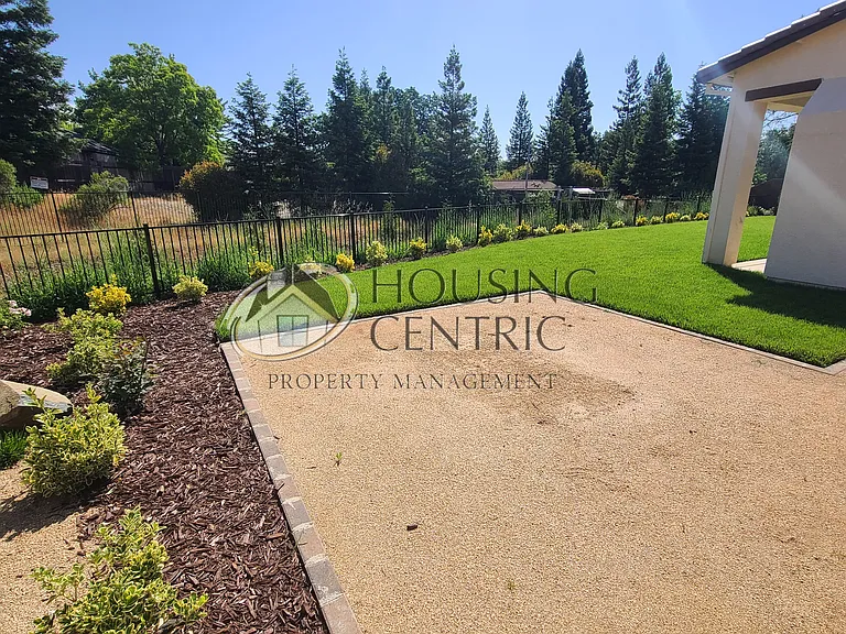 637 Lincoln Ct — Photo 63
