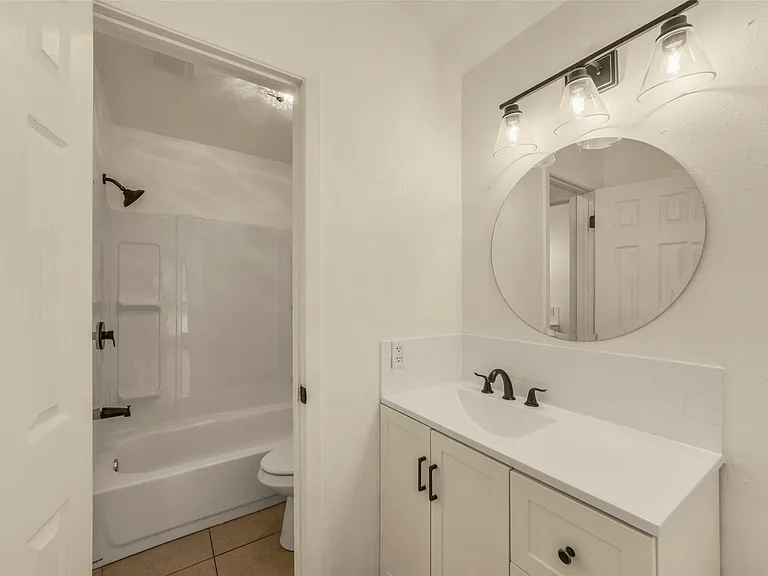18147 Dinner Creek Dr — Photo 15