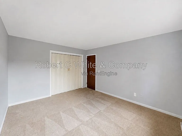 1730 State St #408 — Photo 15