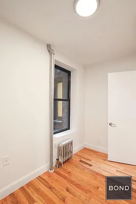 Rented by Bond New York | media 23