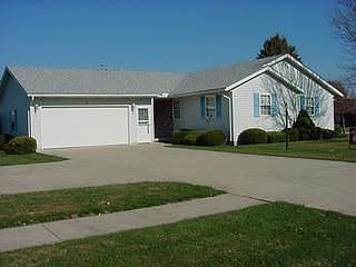 1st image of 6 Cottonwood Dr