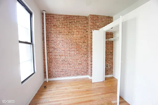 Rented by Citi Habitats | media 8