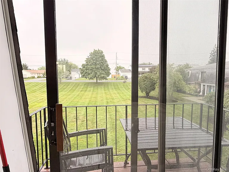 2 Fortune Rd #B — Photo 8
