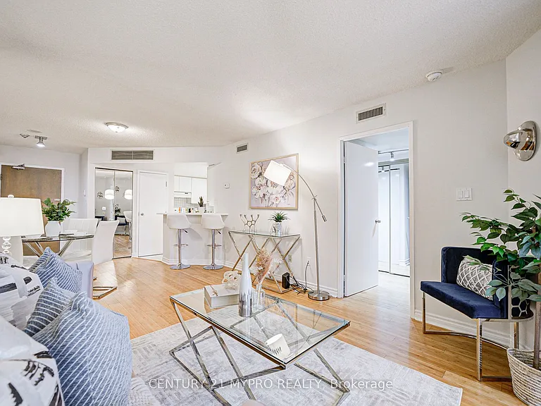 1001 Bay St #1506 — Photo 3